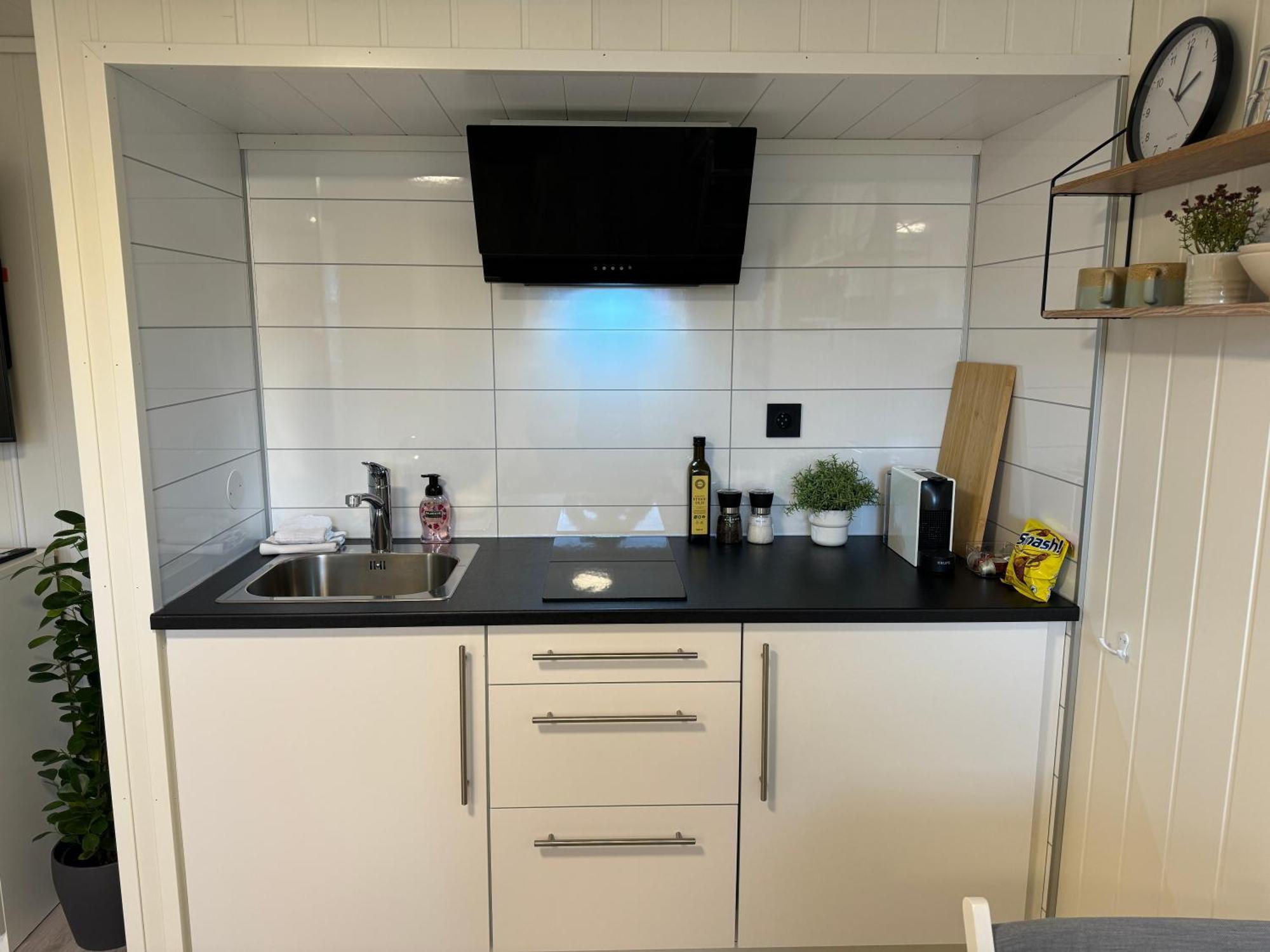 Mini Apartment In Centre Of Jørpeland Buitenkant foto